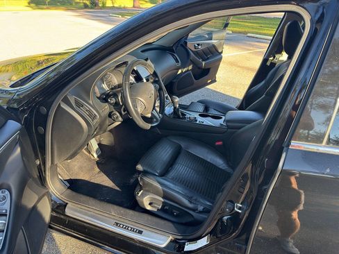 Used 2015 INFINITI Q50 Premium 4dr Sedan w/ Navigation Package image 9