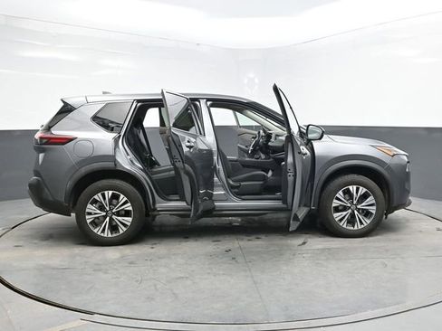 Used 2021 Nissan Rogue SV AWD/4WD image 45