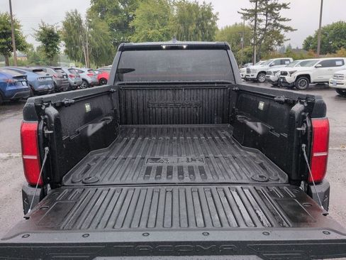 Used 2024 Toyota Tacoma TRD Off-Road AWD/4WD image 25