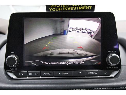 Used 2022 Nissan Rogue S image 21