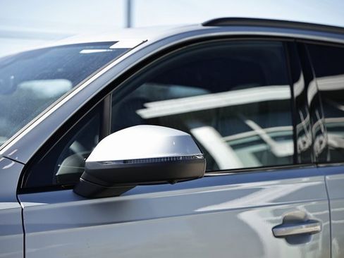 New 2026 Audi Q7 2.0T Premium Plus image 11