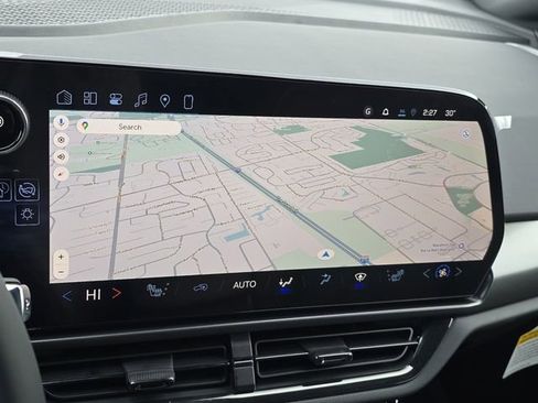 New 2026 Chevrolet Equinox EV RS FWD image 3