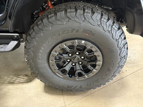 New 2025 Ford Bronco Raptor image 30