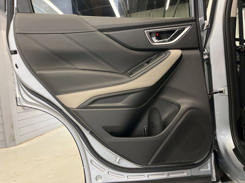 Used 2024 Subaru Forester Limited image 27