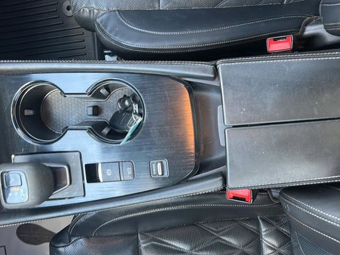 Used 2023 Nissan Rogue Platinum w/ Platinum Premium Package FWD image 13