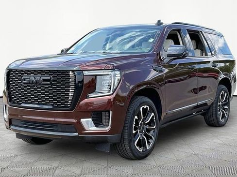 Used 2023 GMC Yukon Denali RWD image 3