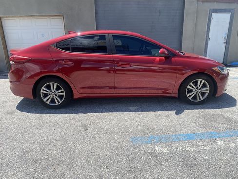 Used 2017 Hyundai Elantra Value Edition FWD image 8