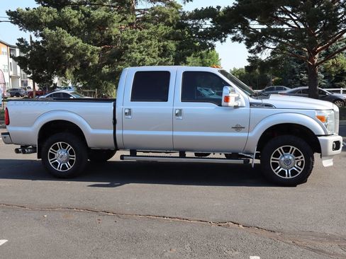 Used 2015 Ford F350 Platinum w/ Platinum Package AWD/4WD image 3