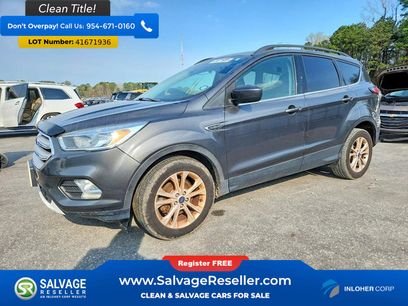 Used 2018 Ford Escape SE w/ SE Sync 3 Package
