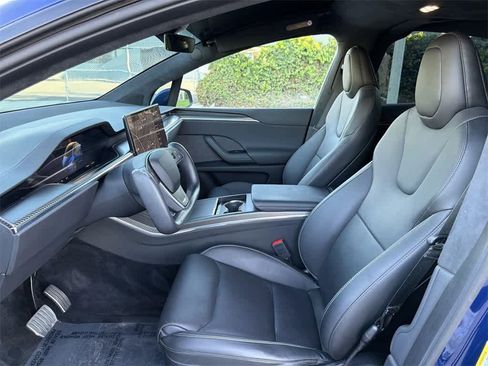 Used 2022 Tesla Model X Plaid image 26