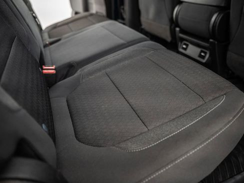 Used 2022 Chevrolet Silverado 1500 Custom w/ Safety Confidence Package AWD/4WD image 33