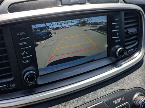 Used 2019 Kia Sorento EX w/ EX Touring Package FWD image 22
