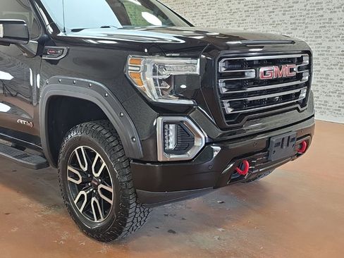 Used 2020 GMC Sierra 1500 AT4 w/ AT4 Premium Package AWD/4WD image 7