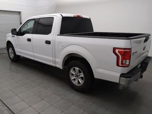 Used 2017 Ford F150 XLT RWD image 3