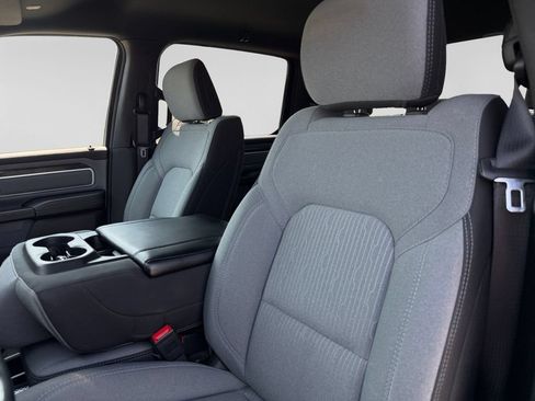 Used 2022 RAM 1500 Big Horn AWD/4WD image 23