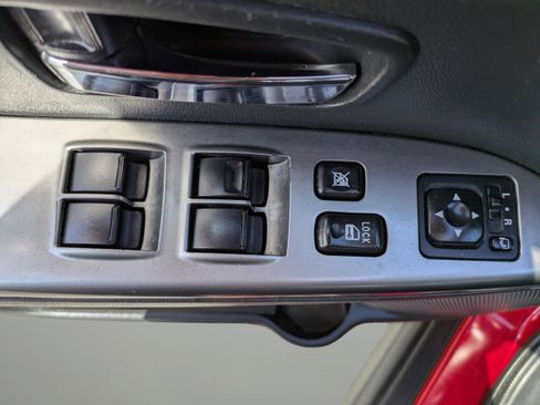 Used 2021 Mitsubishi Outlander Sport SE image 13