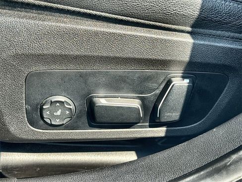 Used 2024 BMW 330i Sedan image 20