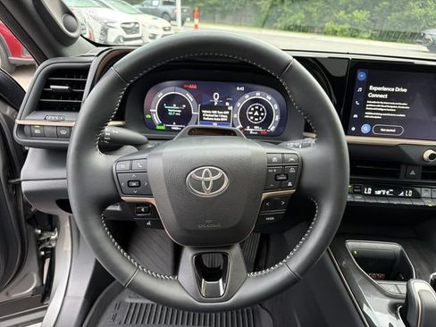 Used 2025 Toyota Crown w/ Advanced Technology Package AWD/4WD image 23