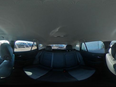 Used 2025 Chevrolet Trax LT w/ LT Convenience Package FWD image 41