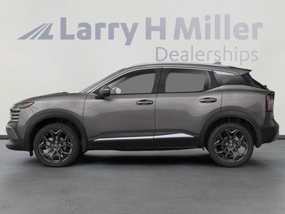 New 2026 Nissan Kicks SR w/ Cold Weather Package