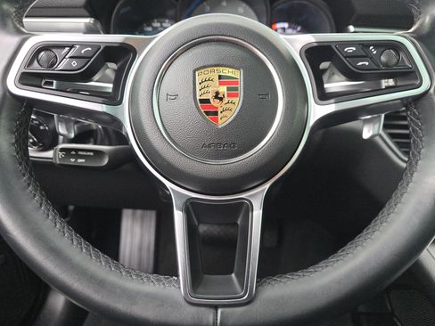 Used 2018 Porsche Macan S image 18