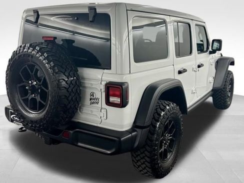 Used 2025 Jeep Wrangler Unlimited Sport AWD/4WD image 9