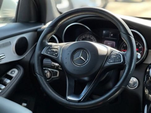 Used 2017 Mercedes-Benz GLC 300 4MATIC w/ Premium 1 Package image 27