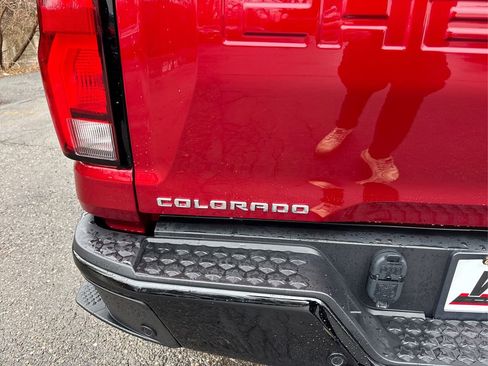 Used 2023 Chevrolet Colorado Z71 w/ Safety Package image 14