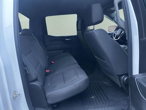 Used 2019 Chevrolet Silverado 1500 LT w/ Remote Start Package image 10