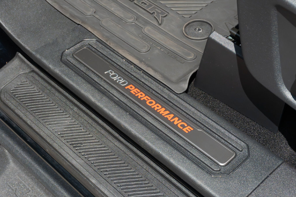 Used 2024 Ford Bronco Raptor w/ Interior Carbon Fiber Pack 6 AWD/4WD image 22