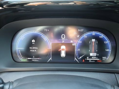 Used 2025 Toyota Crown Signia image 50