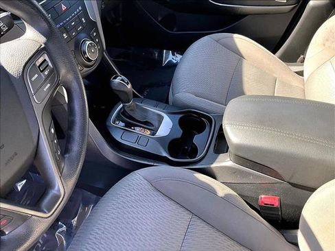 Used 2017 Hyundai Santa Fe Sport image 12
