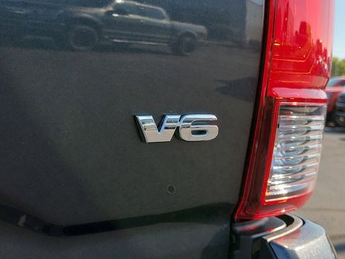 Used 2023 Toyota Tacoma SR image 7