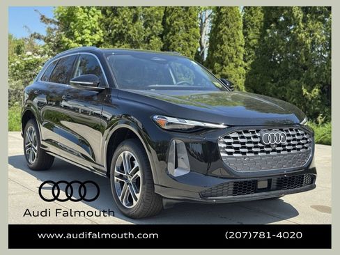 Used 2025 Audi Q5 Premium w/ Convenience Package AWD/4WD image 1