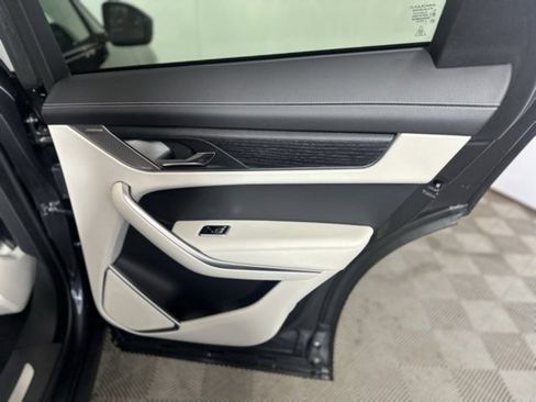 New 2026 Jaguar F-PACE R-Dynamic S image 19