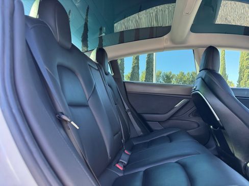 Used 2021 Tesla Model 3 Long Range AWD/4WD image 19