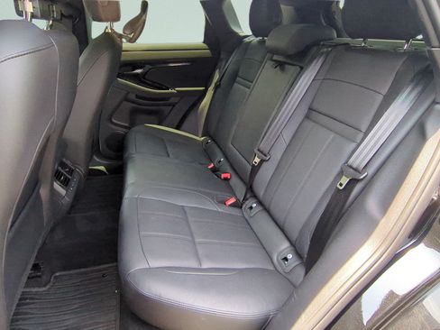 Used 2024 Land Rover Range Rover Evoque S AWD/4WD image 11