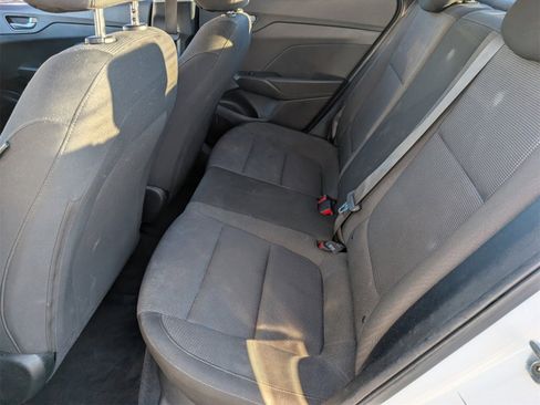 Used 2020 Hyundai Accent SE image 24