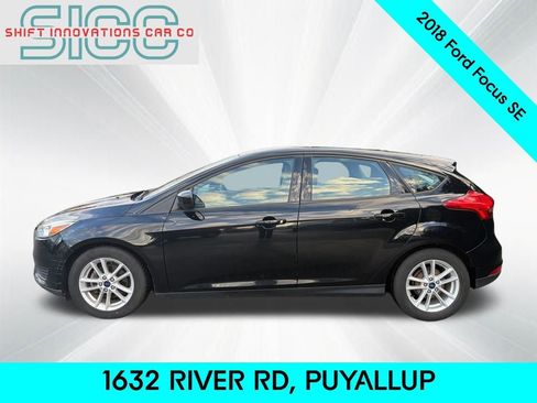 Used 2018 Ford Focus SE image 3