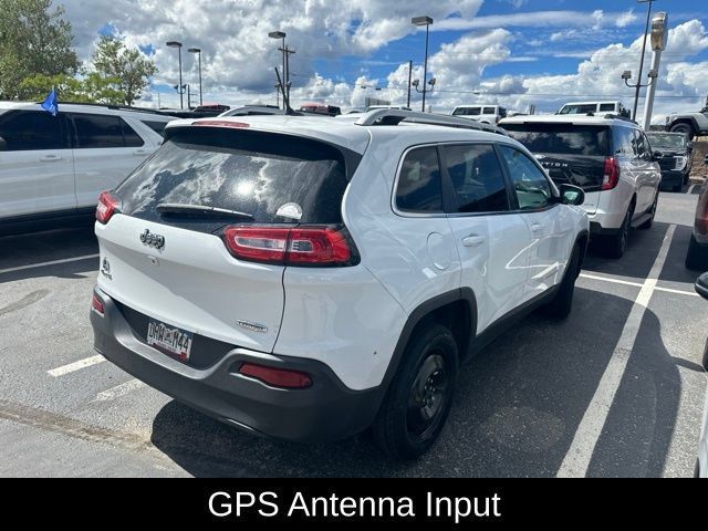 Used 2015 Jeep Cherokee Latitude w/ Cold Weather Group AWD/4WD image 5