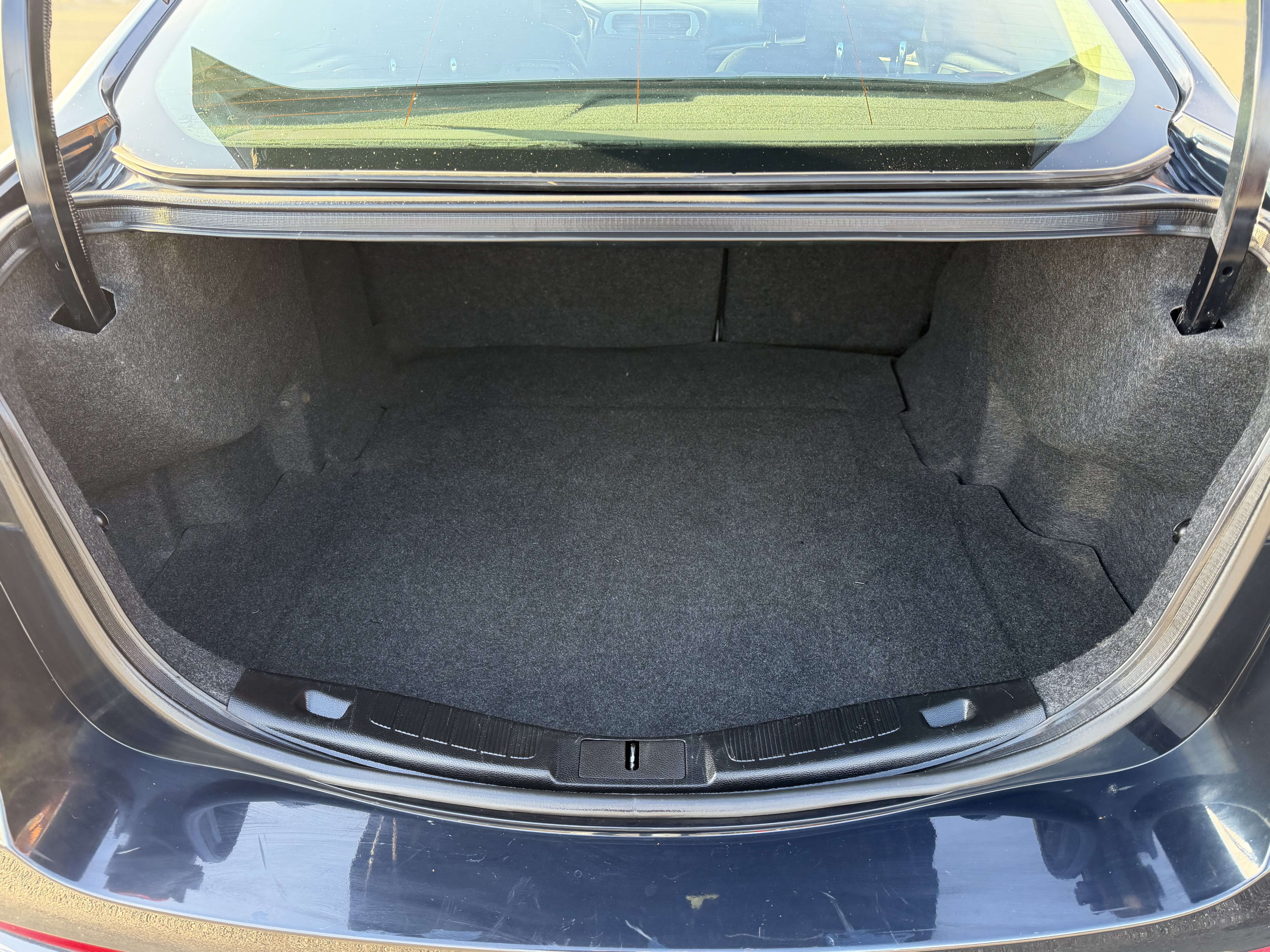 Used 2020 Ford Fusion SE FWD image 15