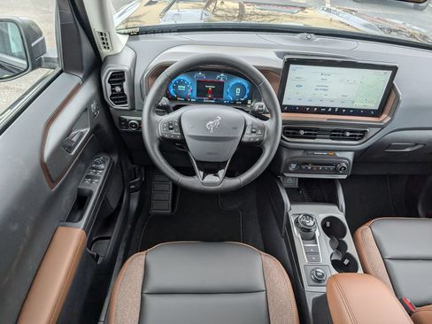 New 2025 Ford Bronco Sport Outer Banks w/ Outer Banks Tech Package+ AWD/4WD image 7