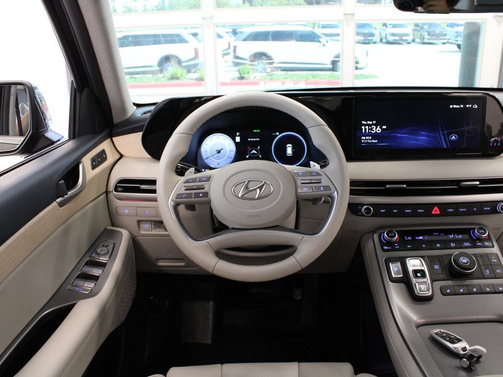 Used 2023 Hyundai Palisade Calligraphy w/ Winter Package FWD image 24