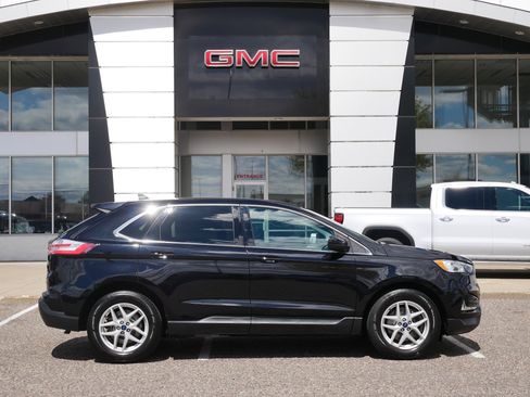 Used 2021 Ford Edge SEL AWD/4WD image 2