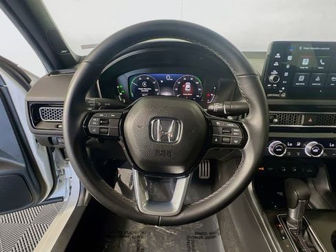 Used 2025 Honda Civic Sport image 16