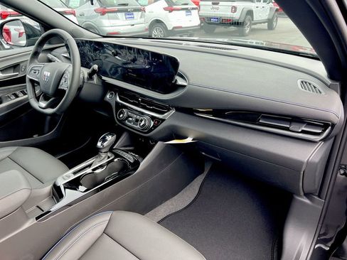 New 2026 Buick Envista Sport Touring w/ Convenience I Package FWD image 23