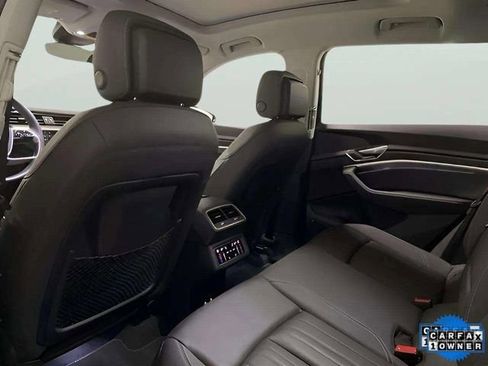 Used 2023 Audi e-tron Premium Plus AWD/4WD image 71