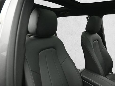 Certified 2022 Mercedes-Benz GLB 250 4MATIC image 30