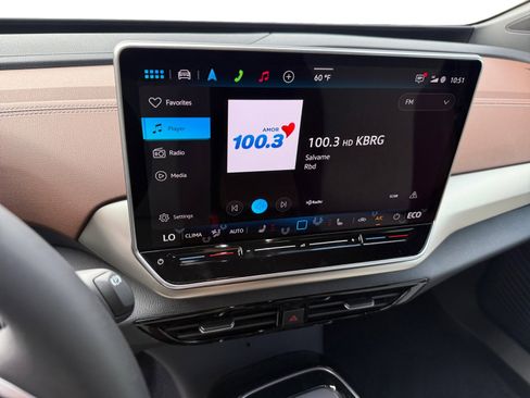 New 2025 Volkswagen ID.4 Pro image 12