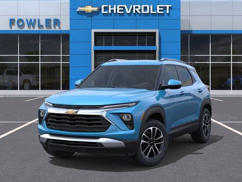 New 2026 Chevrolet TrailBlazer LT w/ LT Cold Weather Package AWD/4WD image 6